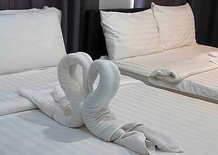Hotel I - Beyond 2*